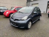 Gebraucht Toyota Aygo 68 PS (50 kW) 2009 Grau Kleinwagen
