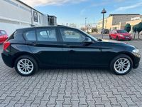 Gebraucht BMW 116 Advantage 109 PS (80 kW) 2017 Schwarz Kleinwagen