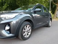 Gebraucht Kia Stonic Silver 84 PS (61 kW) 2019 Grau SUV
