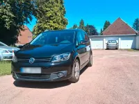 Gebraucht VW Touran Cup 140 PS (102 kW) 2014 Schwarz Van / Kleinbus