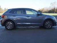 Gebraucht VW Polo Life 95 PS (69 kW) 2025 Rauchgrau metallic Kleinwagen