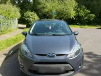 Gebraucht Ford Fiesta Trend 60 PS (44 kW) 2012 Grau Kleinwagen