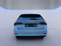 Gebraucht Skoda Octavia 150 PS (110 kW) 2024 Moonweissmet. Kombi