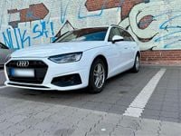 Gebraucht Audi A4 163 PS (119 kW) 2023 Weiß Kombi