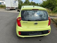 Gebraucht Kia Picanto 69 PS (50 kW) 2012 Gelb Kleinwagen
