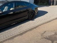 Second-hand Audi A7 Comfort 320 CP (235 kW) 2017 Negru Hatchback