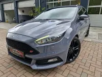 Gebraucht Ford Focus ST 185 PS (136 kW) 2017 Grau Limousine