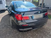 Gebraucht BMW 750 Sport Line 449 PS (330 kW) 2014 Blau Limousine