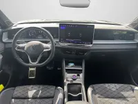 Gebraucht VW Tayron R-line 193 PS (141 kW) 2025 Cipressinogrün metallic (metallic) SUV