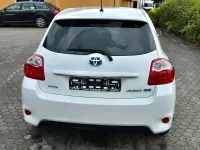 Gebraucht Toyota Auris 99 PS (72 kW) 2011 Weiß Kleinwagen