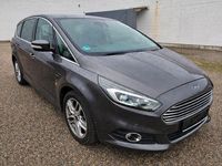 Gebraucht Ford S-MAX Titanium 209 PS (153 kW) 2015 Grau Van / Kleinbus