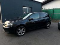 Gebraucht VW Golf VI 95 PS (69 kW) 2010 Schwarz Kleinwagen