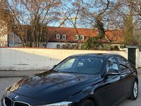 Gebraucht BMW 318 143 PS (105 kW) 2013 Schwarz Limousine