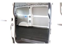 Gebraucht Ford Transit Custom 136 PS (100 kW) 2024 Weiss Van