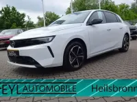 Gebraucht Opel Astra Edition 110 PS (80 kW) 2024 Arktisweiß Limousine