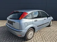 Gebraucht Ford Focus 116 PS (85 kW) 2004 Blau metallic (metallic) Limousine