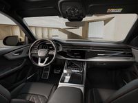Gebraucht Audi Q8 S-Line 286 PS (210 kW) 2025 Sakhirgold metallic SUV