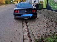 Gebraucht Ford Mustang Basis 305 PS (224 kW) 2015 Grün Coupé