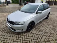 Gebraucht Skoda Rapid Ambition 90 PS (66 kW) 2016 Silber Kleinwagen