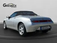 Second-hand Alfa Romeo Spider 155 CP (114 kW) 2000 Argintiu Cabrio