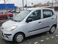 Gebraucht Hyundai i10 69 PS (50 kW) 2009 Silber Kleinwagen