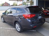 Gebraucht Kia Ceed Edition 7 99 PS (72 kW) 2017 Grau Kleinwagen