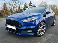 Brugt Ford Focus ST 250 HK (183 kW) 2017 Blå Stationcar