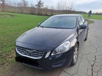 Gebraucht Volvo V60 Kinetic 150 PS (110 kW) 2011 Schwarz Kombi