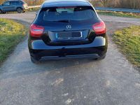Gebraucht Mercedes A160 102 PS (75 kW) 2017 Schwarz Kleinwagen