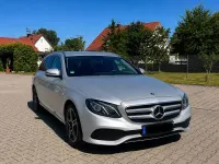 Gebraucht Mercedes E220 Avantgarde 194 PS (142 kW) 2018 Silber Kombi