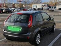 Gebraucht Ford Fiesta 80 PS (58 kW) 2006 Grau Kleinwagen