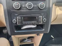 Gebraucht VW Touran Trendline 105 PS (77 kW) 2013 Gelb Van / Kleinbus