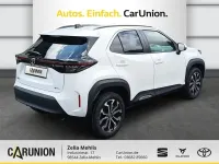 Neu Toyota Yaris Cross 131 PS (96 kW) 2026 Schneeweiss SUV