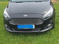 Second-hand Ford S-MAX Titanium 190 CP (139 kW) 2019 Negru Monovolum
