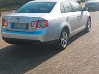 Gebraucht VW Jetta 150 PS (110 kW) 2007 Silber Limousine