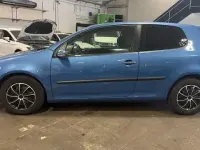 Gebraucht VW Golf V Trendline 102 PS (75 kW) 2005 Blau Kleinwagen