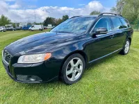 Gebraucht Volvo V70 Momentum 114 PS (83 kW) 2012 Schwarz Kombi