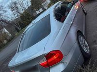 Gebraucht BMW 325 2005 Silber Limousine