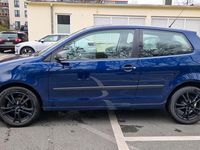 Gebraucht VW Polo 64 PS (47 kW) 2005 Blau Kleinwagen