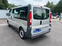 Gebraucht Opel Vivaro 90 PS (66 kW) 2008 Silber Van / Kleinbus