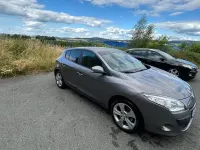Gebraucht Renault Mégane III Expression 101 PS (74 kW) 2010 Silber Limousine
