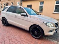 Gebraucht Mercedes ML350 258 PS (189 kW) 2012 Weiß SUV