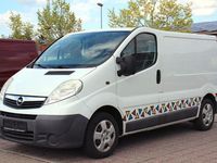 Usata Opel Vivaro 90 CV (66 kW) 2011 Bianco Monovolume