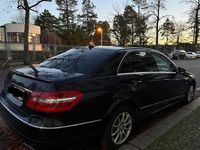 Gebraucht Mercedes E250 Avantgarde 204 PS (150 kW) 2009 Schwarz Limousine