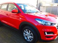 Gebraucht Hyundai Tucson 177 PS (130 kW) 2019 Rot SUV