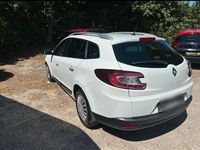 Gebraucht Renault Mégane III Dynamique 150 PS (110 kW) 2011 Weiß Kombi