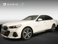 Gebraucht BMW 520 M Sport 208 PS (152 kW) 2025 Weiß Limousine