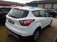 Gebraucht Ford Kuga Trend 120 PS (88 kW) 2017 Weiß SUV