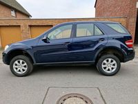 Gebraucht Mercedes ML320 224 PS (164 kW) 2006 Blau SUV