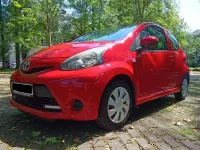 Gebraucht Toyota Aygo Cool 68 PS (50 kW) 2012 Rot Kleinwagen